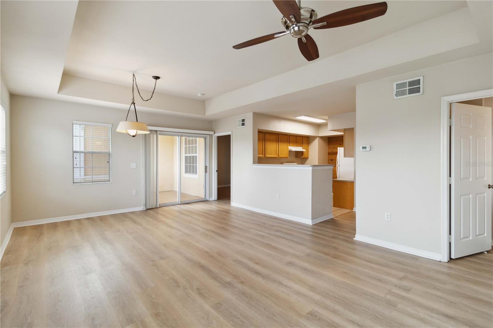 1010 VILLAGIO CIR #202, SARASOTA, FL, 34237