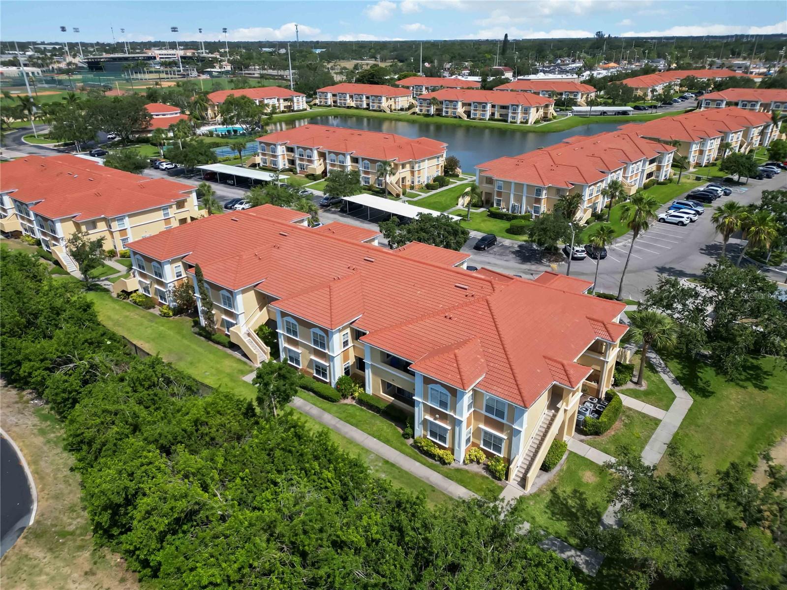 1010 VILLAGIO CIR #202, SARASOTA, FL, 34237