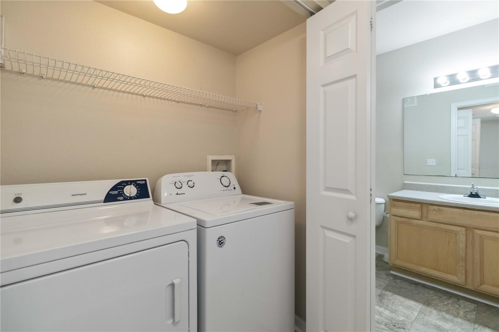 1010 VILLAGIO CIR #202, SARASOTA, FL, 34237