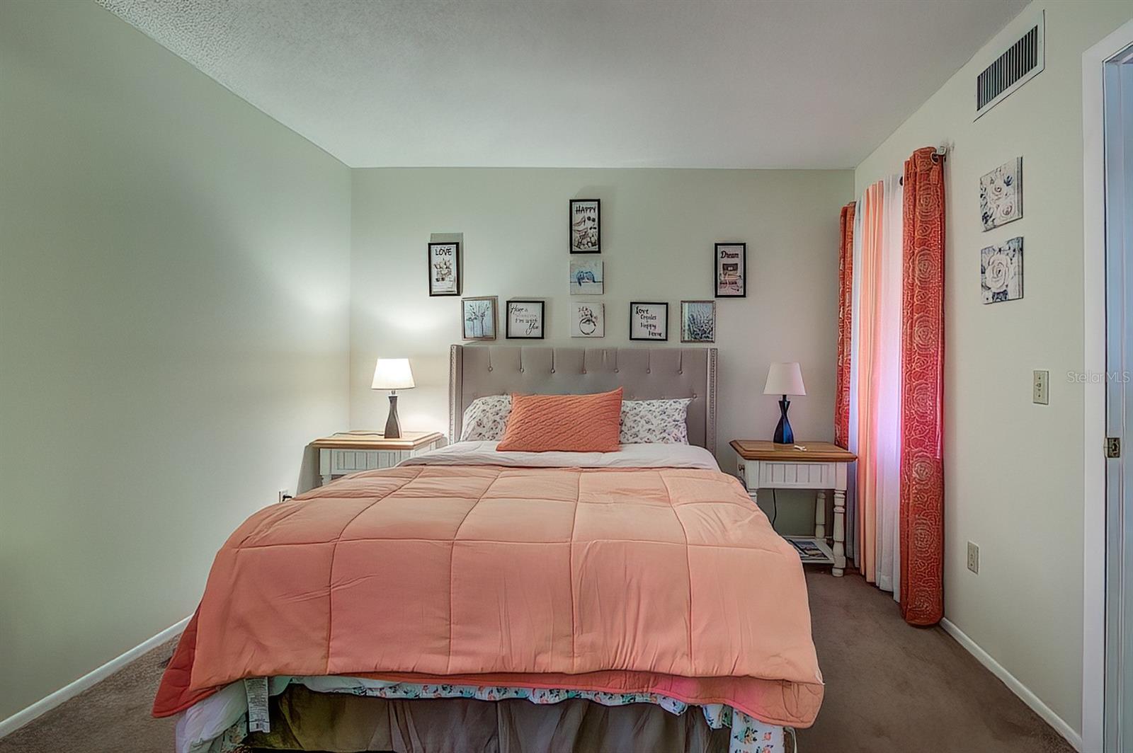 TB8382044 Property Photo