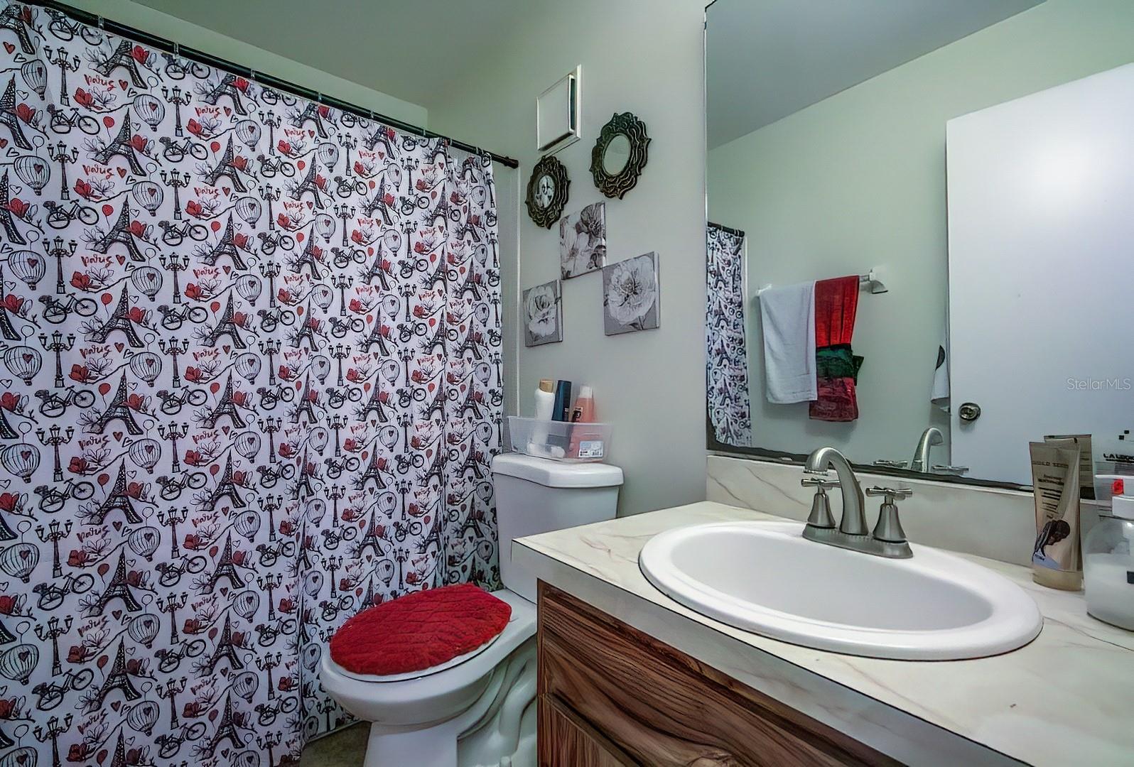 TB8382044 Property Photo