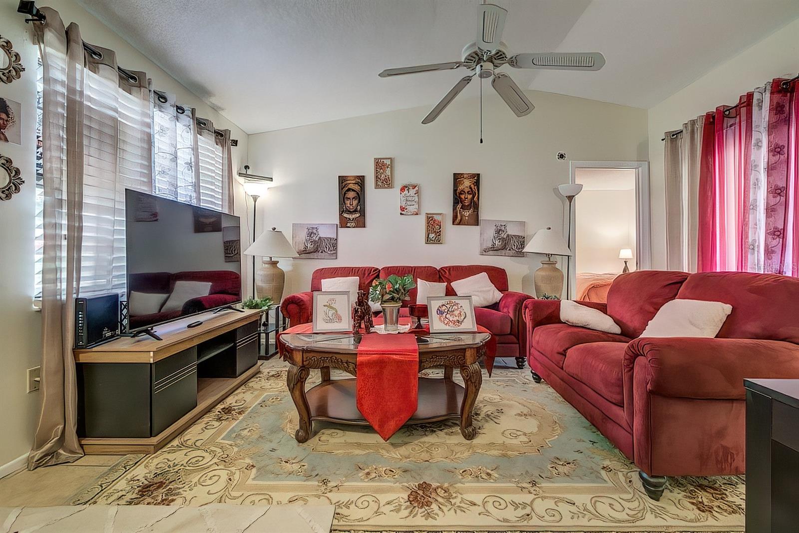 TB8382044 Property Photo