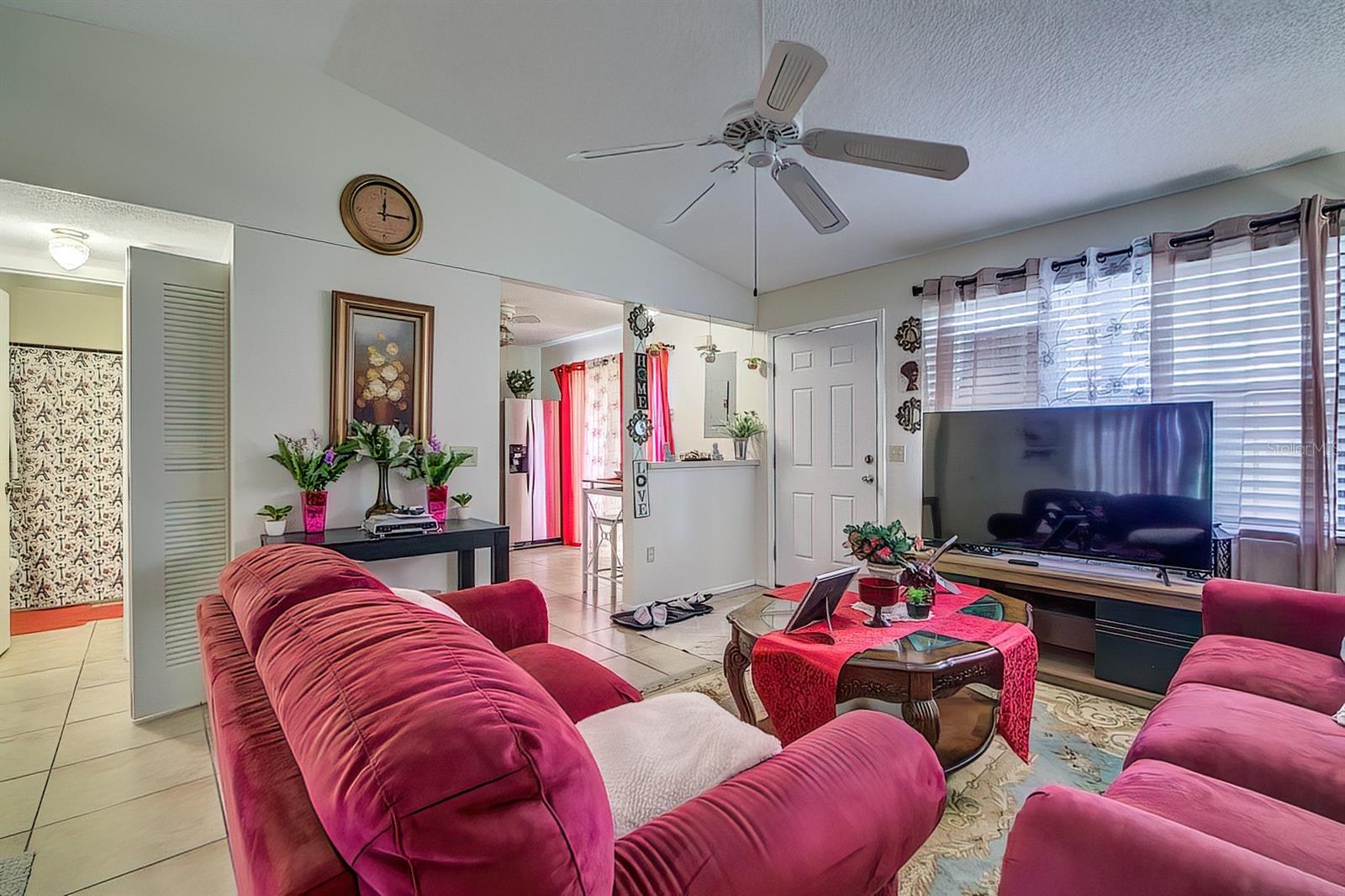 TB8382044 Property Photo