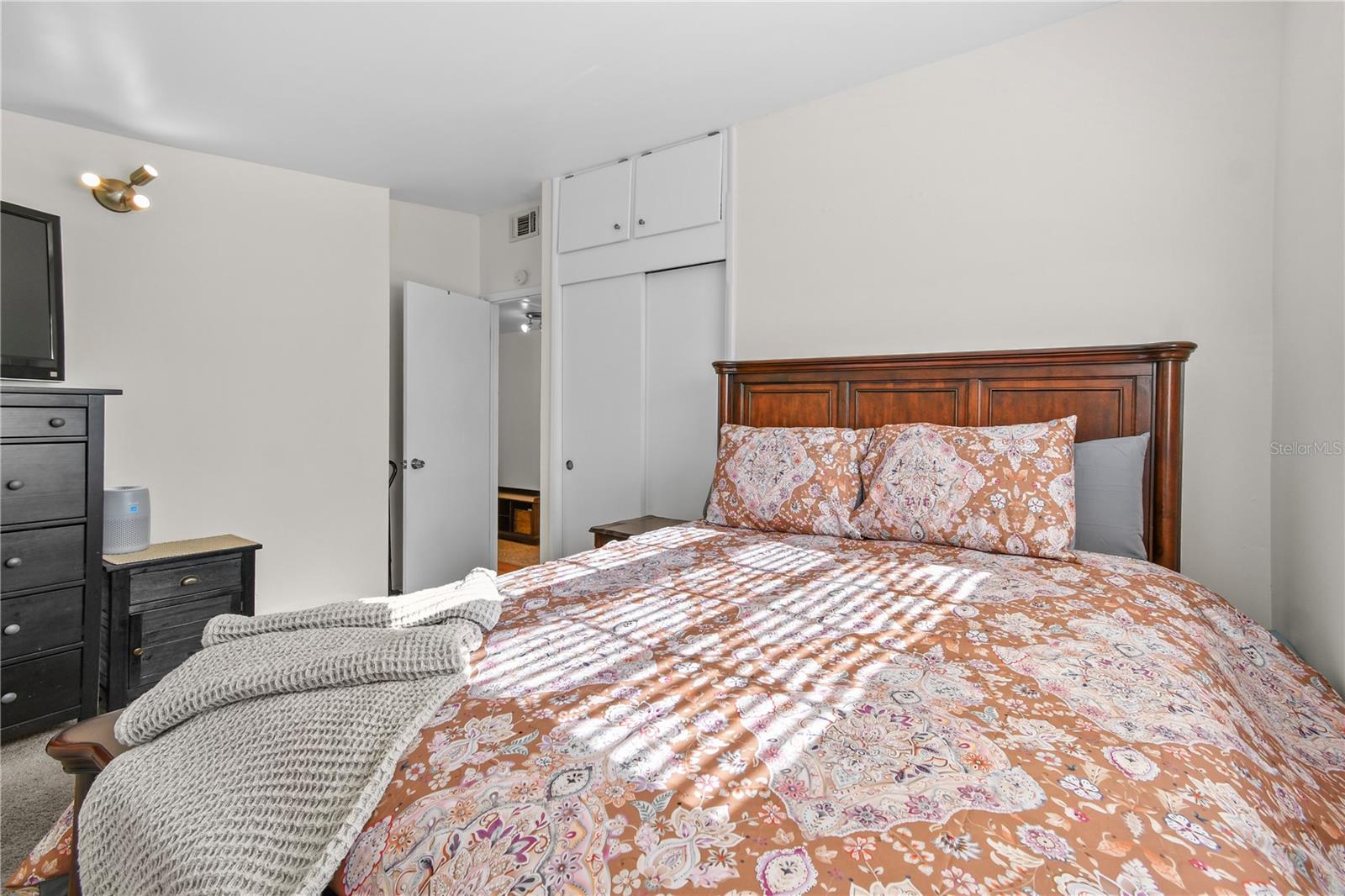 6415 13TH AVE N, ST PETERSBURG, FL, 33710