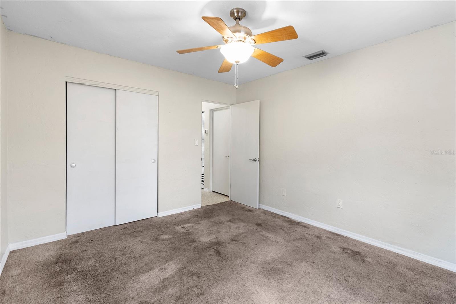 8696 118TH ST, SEMINOLE, FL, 33772