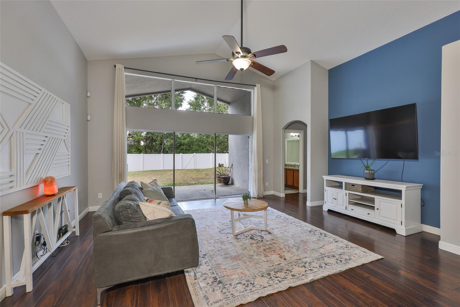 7657 NOTTINGHILL SKY DR, APOLLO BEACH, FL, 33572