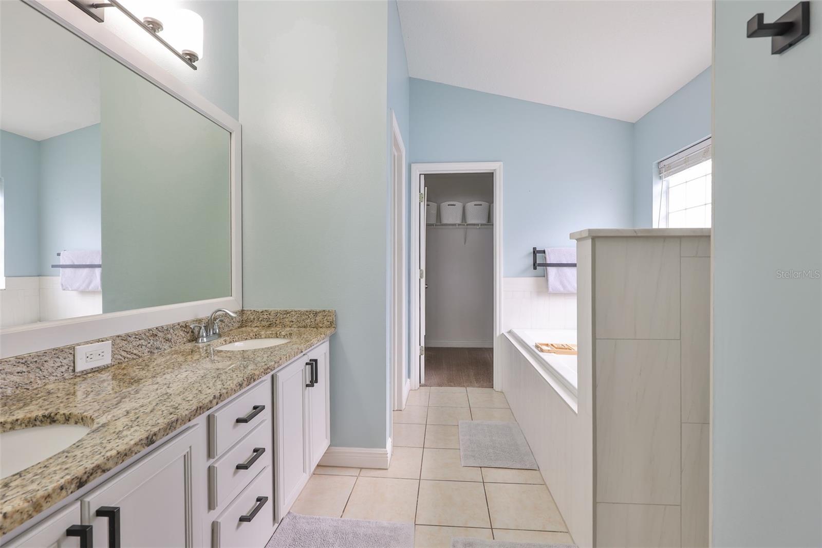 7657 NOTTINGHILL SKY DR, APOLLO BEACH, FL, 33572