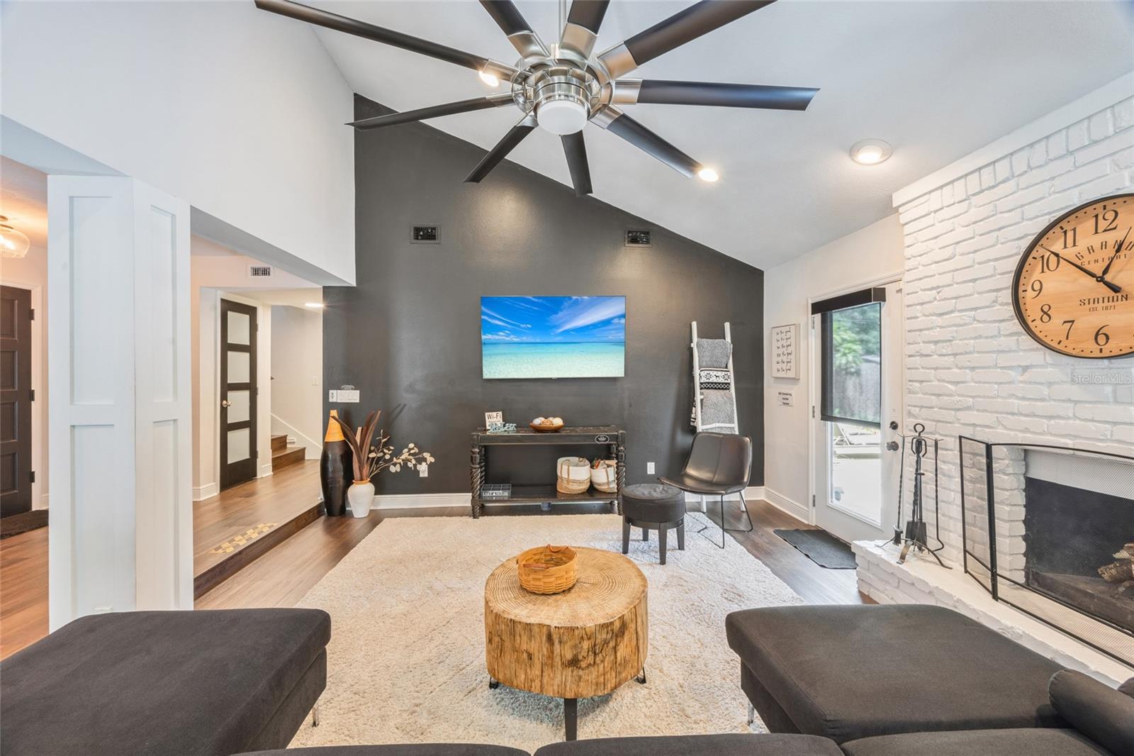 1407 JEAN ST, LUTZ, FL, 33548