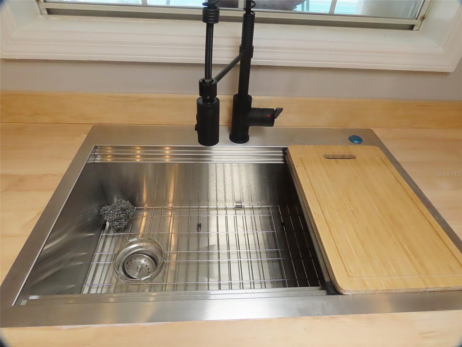 131 LAKE CHARLES RD, DELAND, FL, 32724