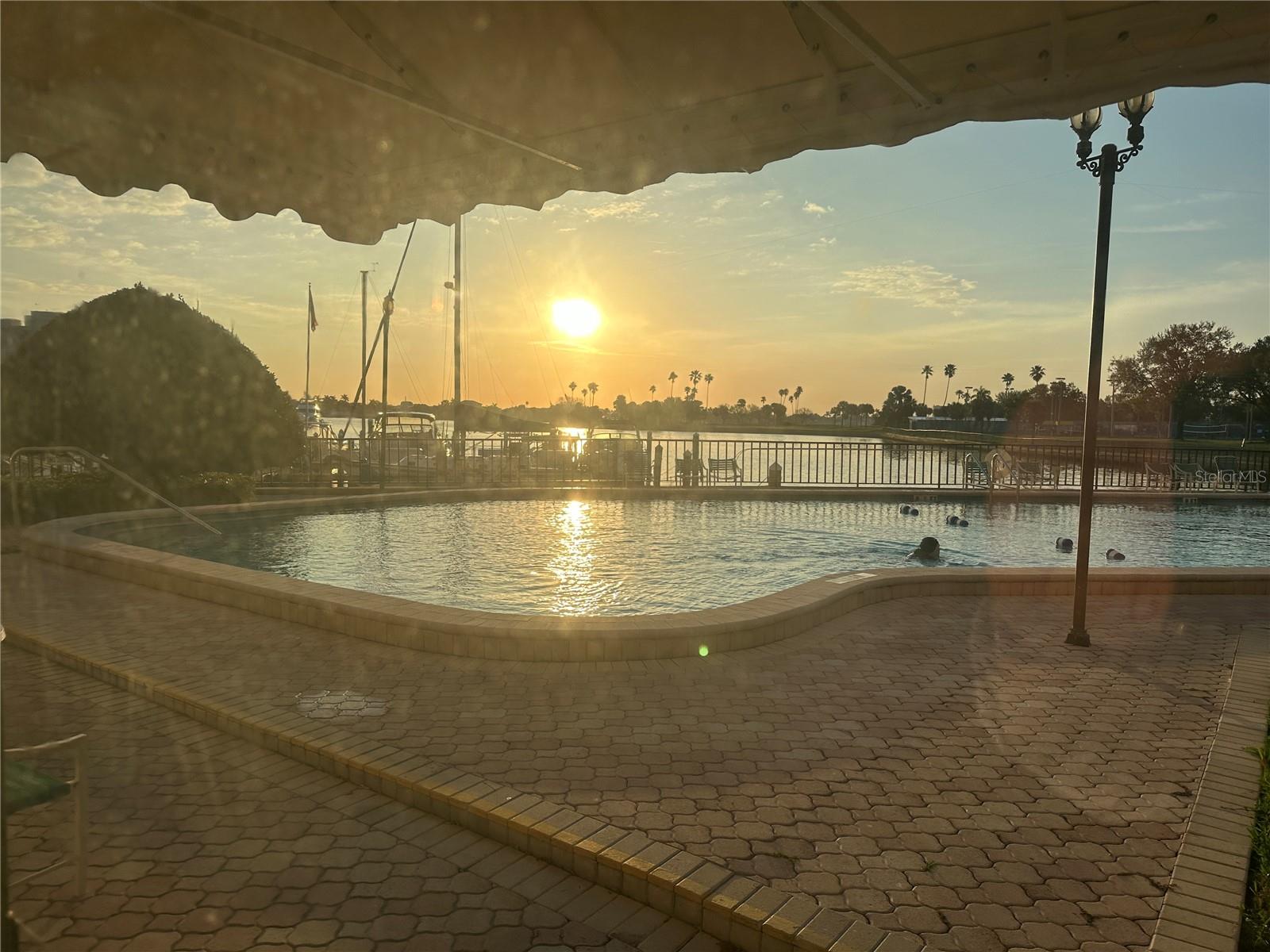 10355 PARADISE BLVD #414, TREASURE ISLAND, FL, 33706