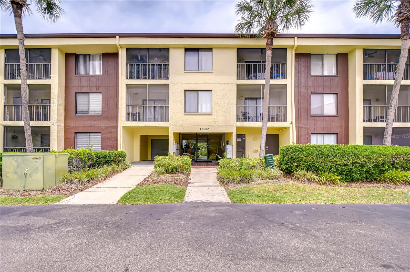 13602 S VILLAGE DR #1309, TAMPA, FL, 33618