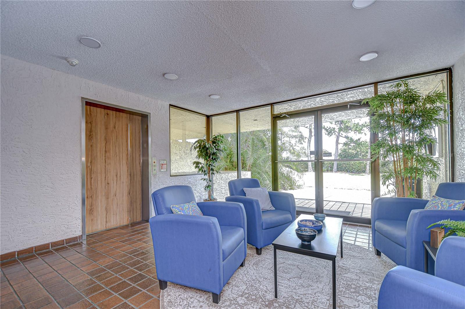 13602 S VILLAGE DR #1309, TAMPA, FL, 33618