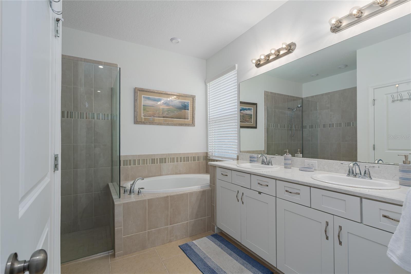 6017 MAIDENSTONE WAY, PALMETTO, FL, 34221