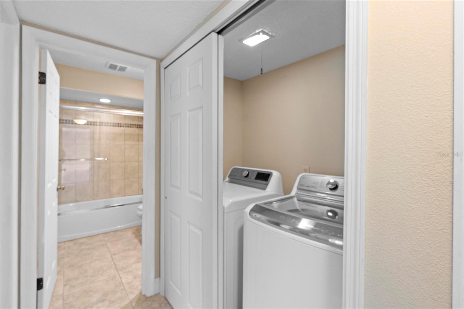 652 LAKE VILLAS DR #D, ALTAMONTE SPRINGS, FL, 32701