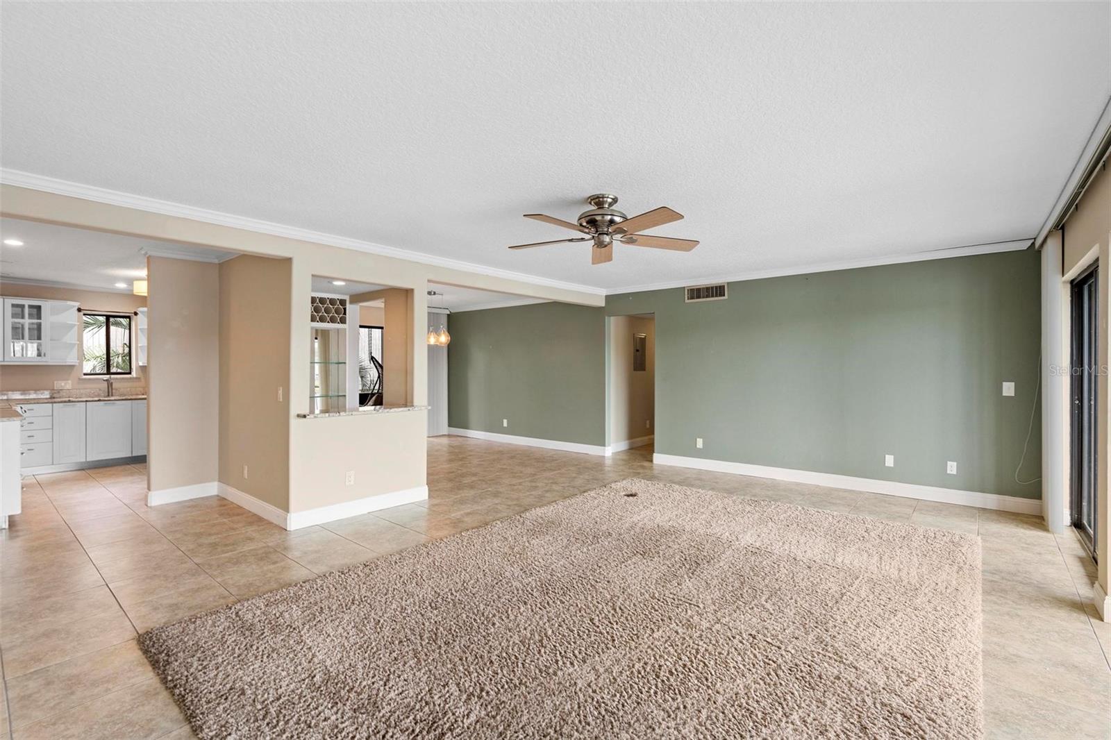 652 LAKE VILLAS DR #D, ALTAMONTE SPRINGS, FL, 32701