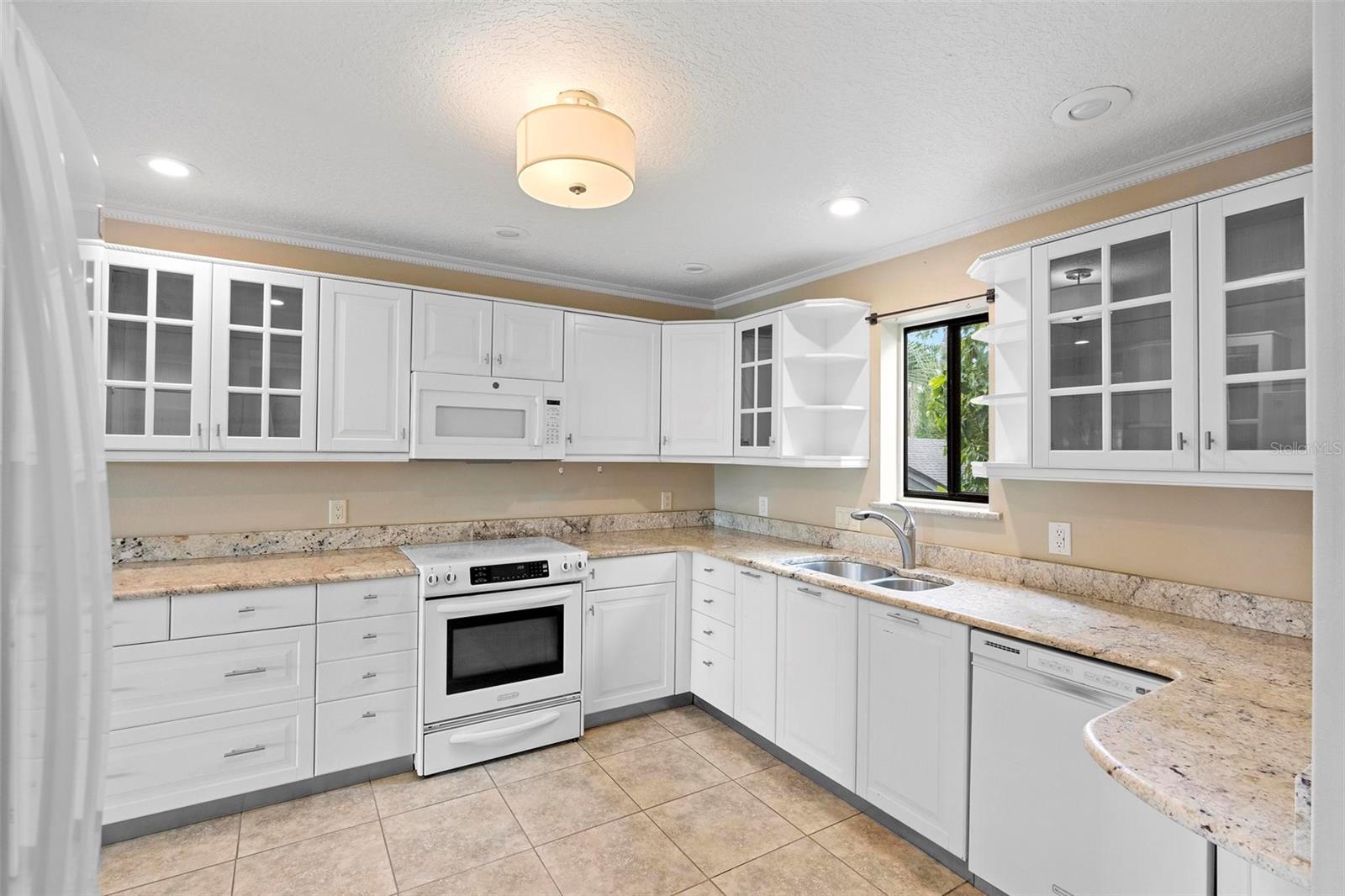 652 LAKE VILLAS DR #D, ALTAMONTE SPRINGS, FL, 32701