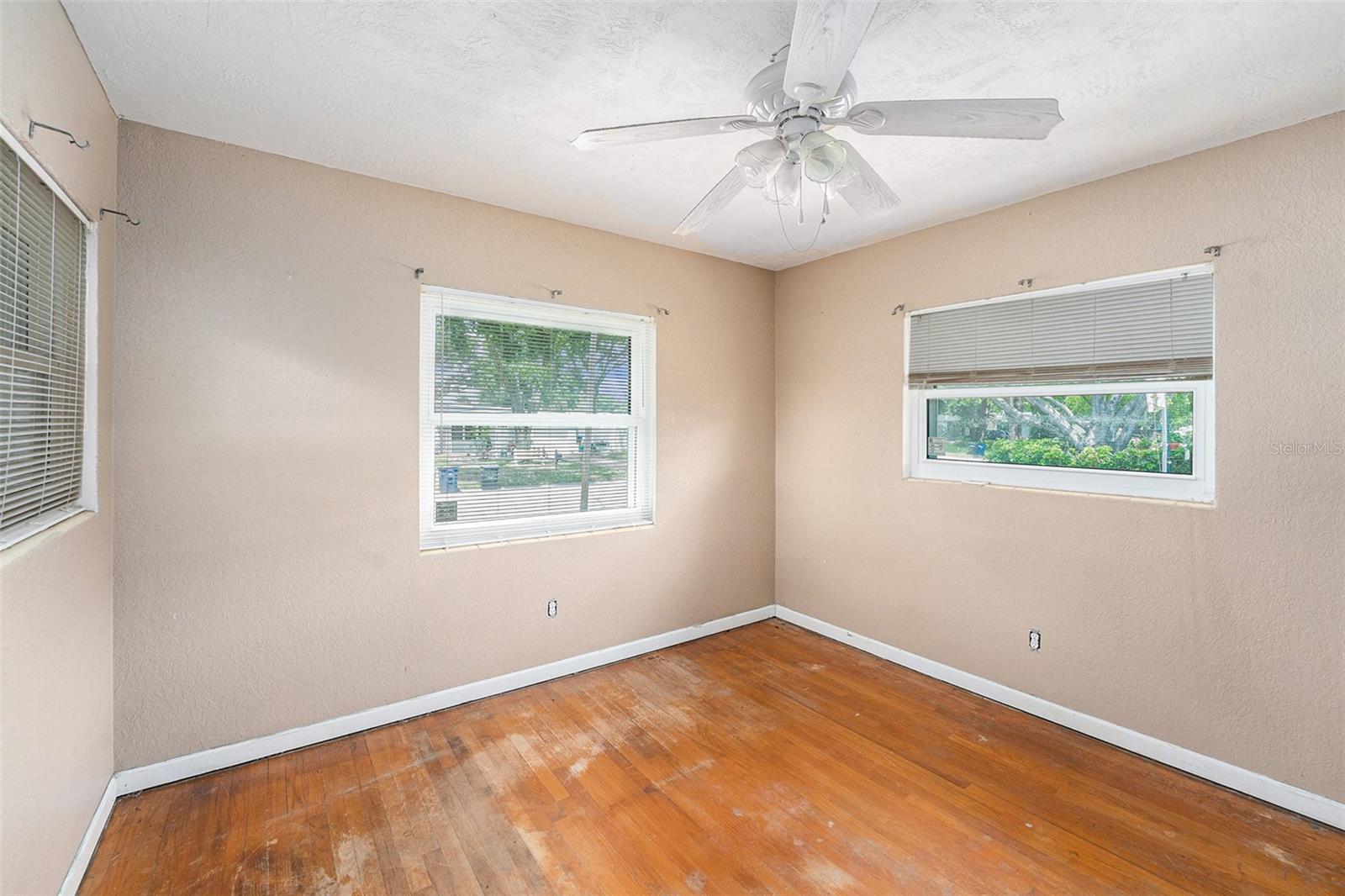 109 S NIMBUS AVE, CLEARWATER, FL, 33765