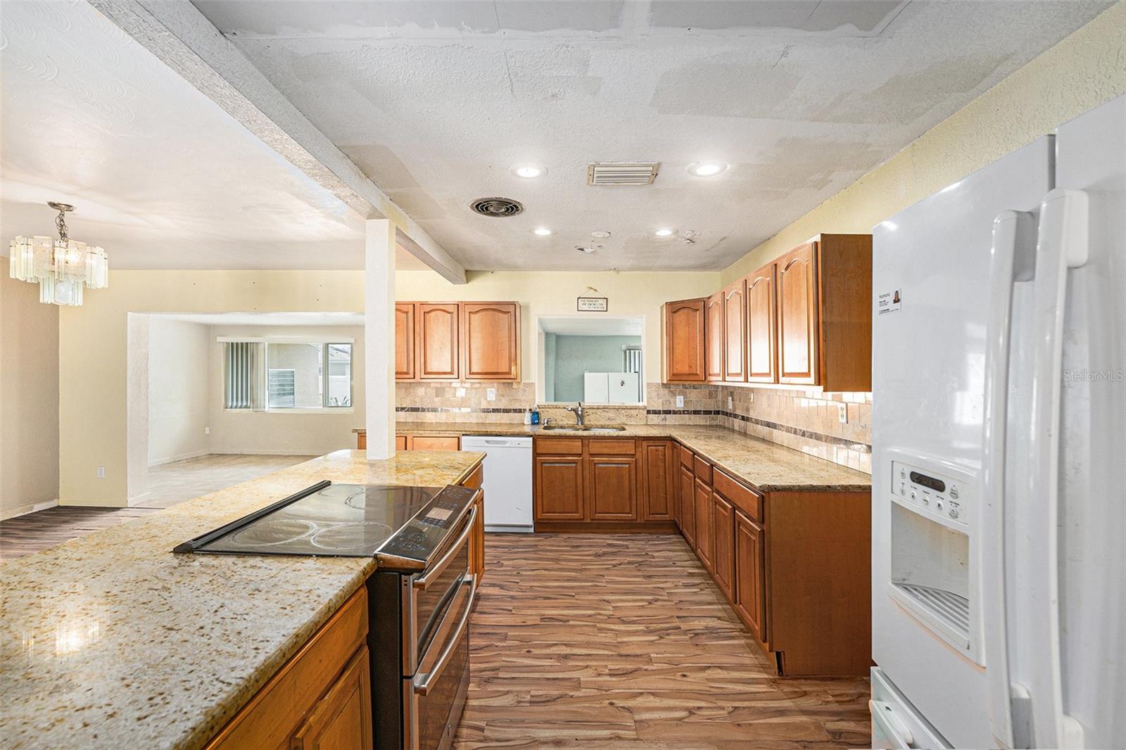 109 S NIMBUS AVE, CLEARWATER, FL, 33765