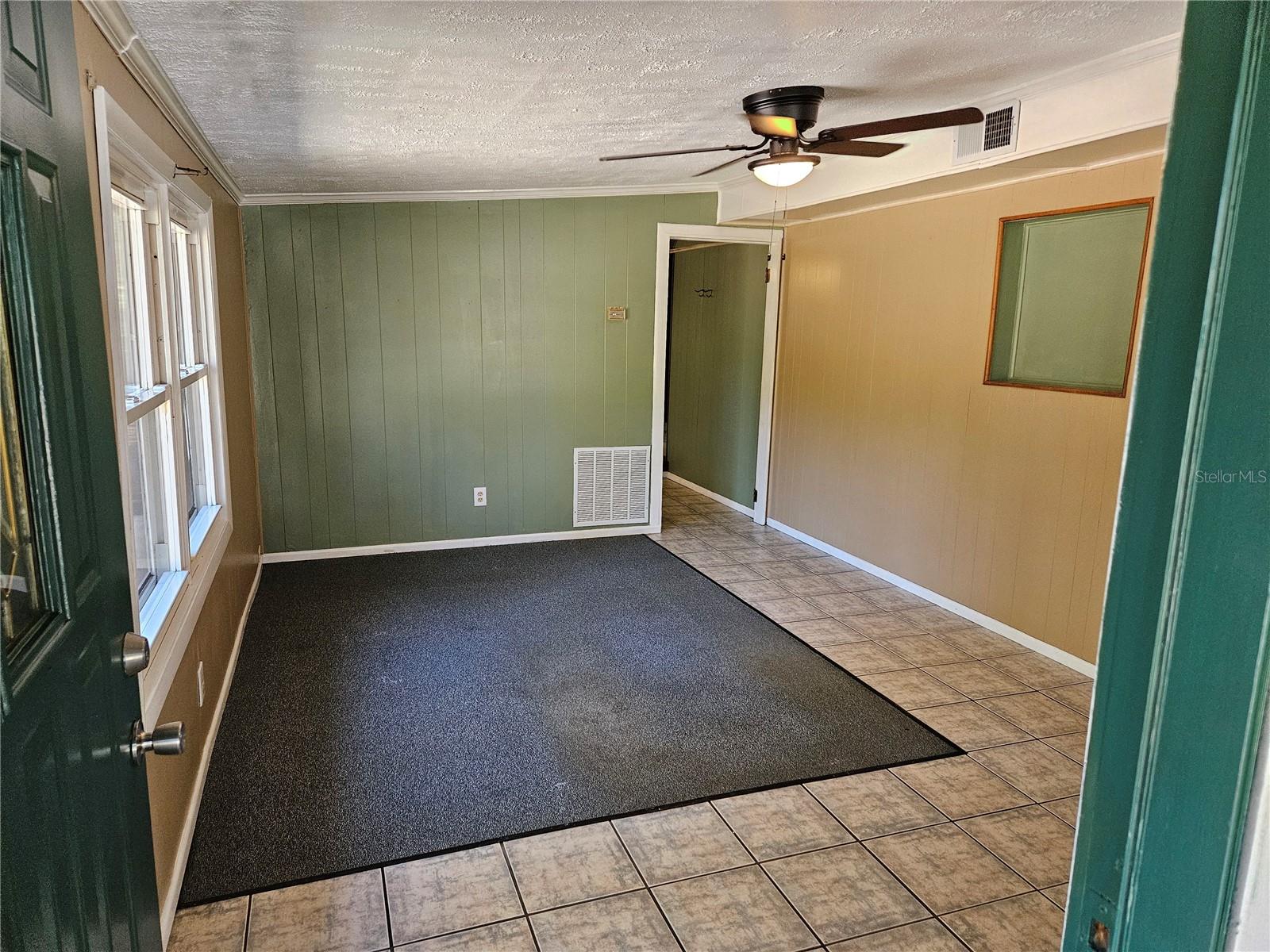 1424 LAKE SHORE DR, CASSELBERRY, FL, 32707