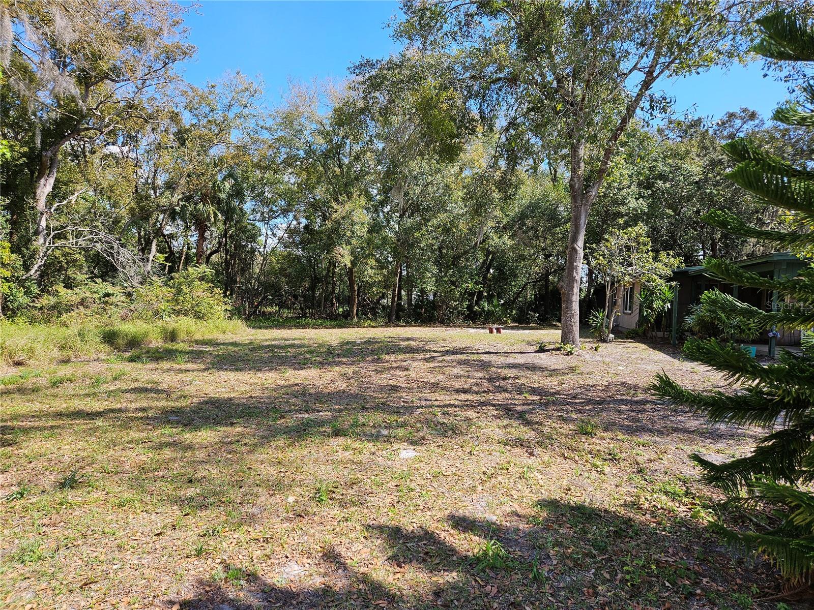 1424 LAKE SHORE DR, CASSELBERRY, FL, 32707