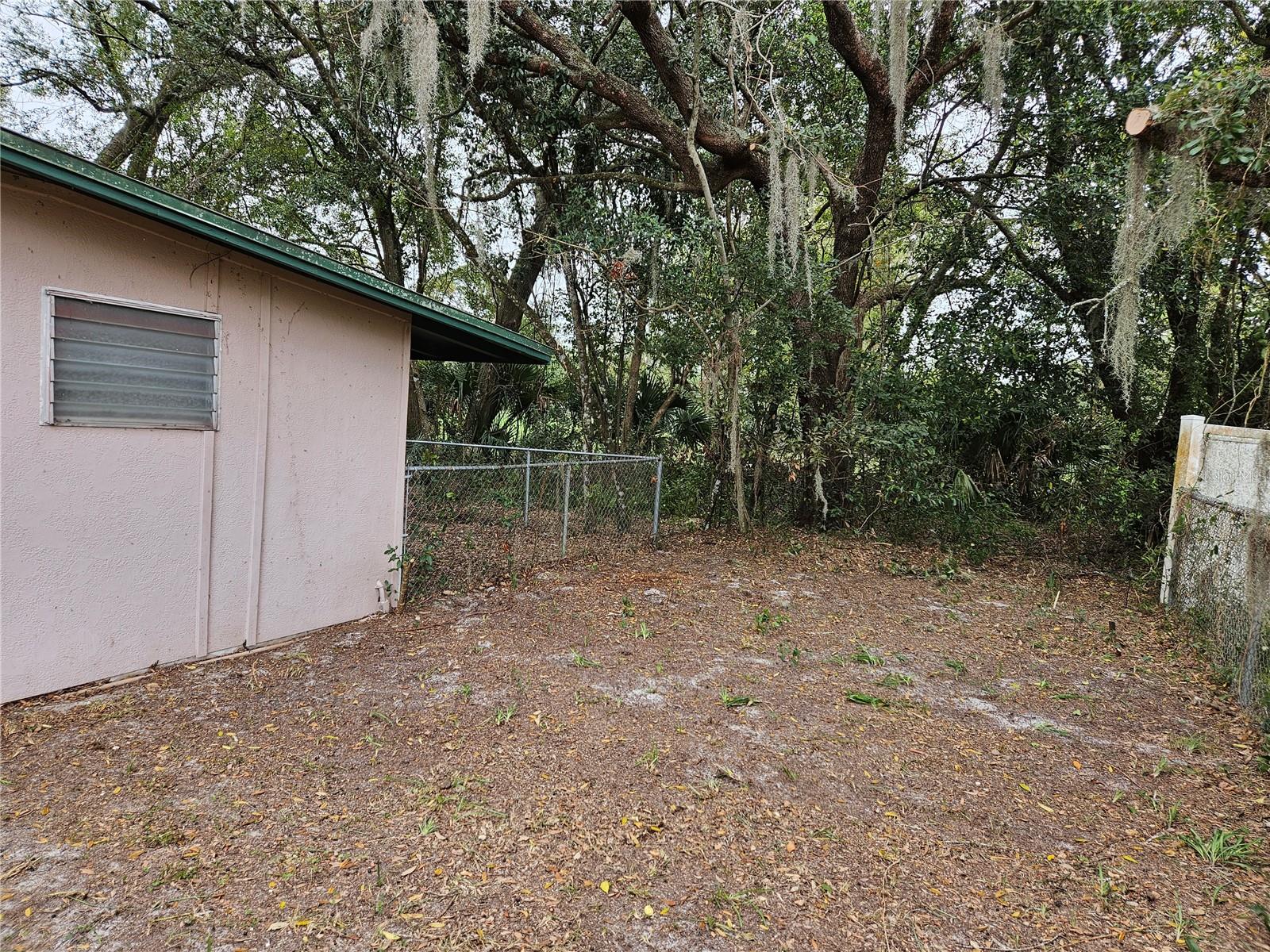 1424 LAKE SHORE DR, CASSELBERRY, FL, 32707