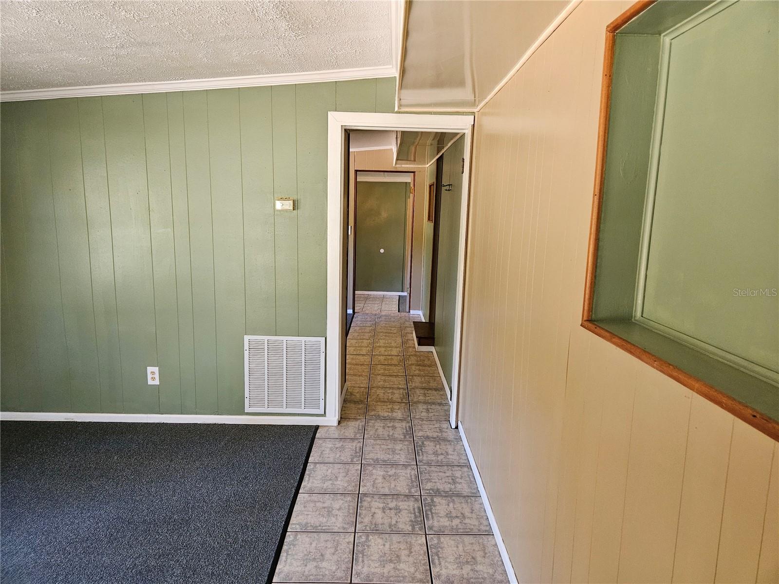 1424 LAKE SHORE DR, CASSELBERRY, FL, 32707