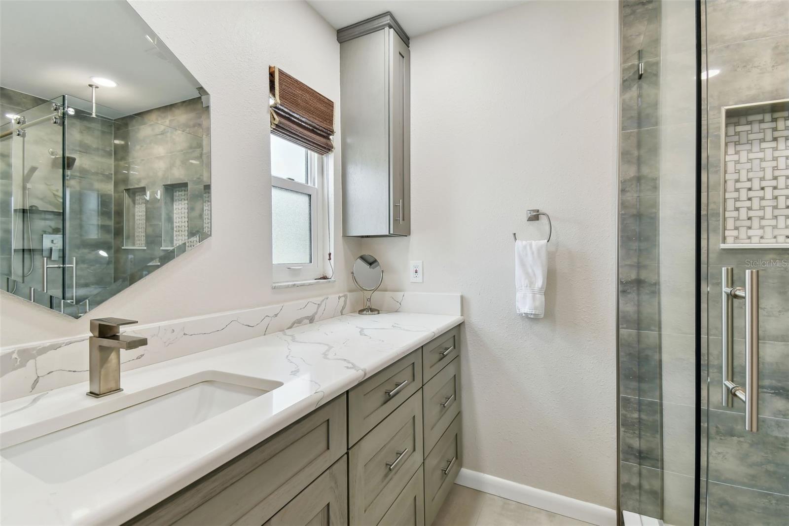 1509 POINSETTIA AVE, TARPON SPRINGS, FL, 34689