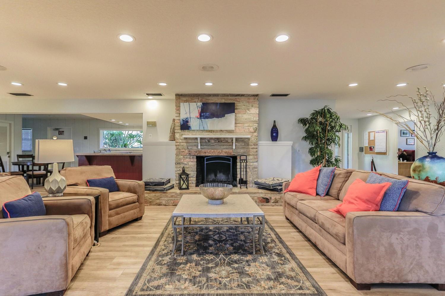 617 RED OAK CIR #121, ALTAMONTE SPRINGS, FL, 32701