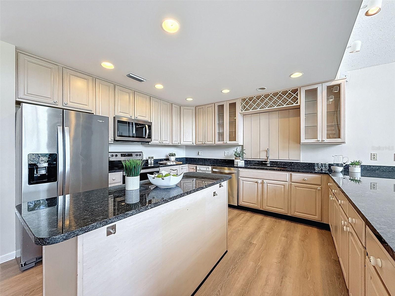 31726 SYLVIAN LN, DADE CITY, FL, 33525