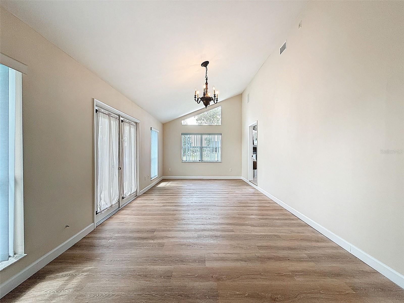 31726 SYLVIAN LN, DADE CITY, FL, 33525