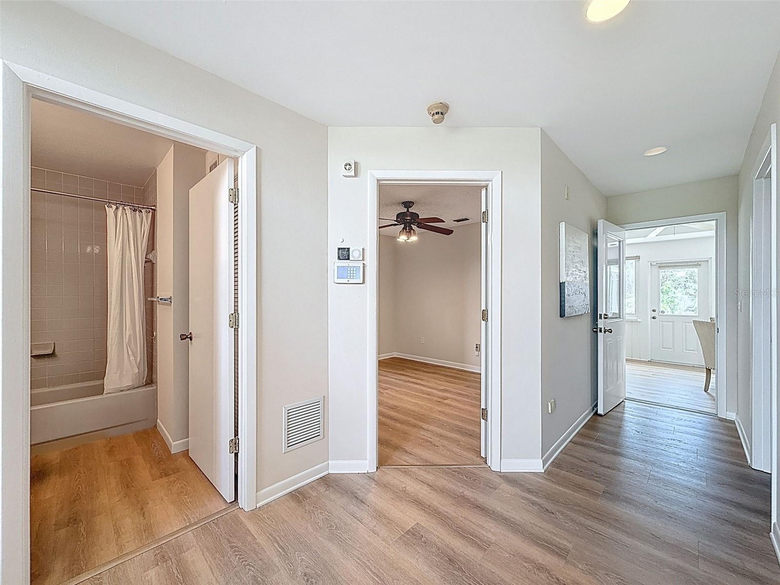 31726 SYLVIAN LN, DADE CITY, FL, 33525