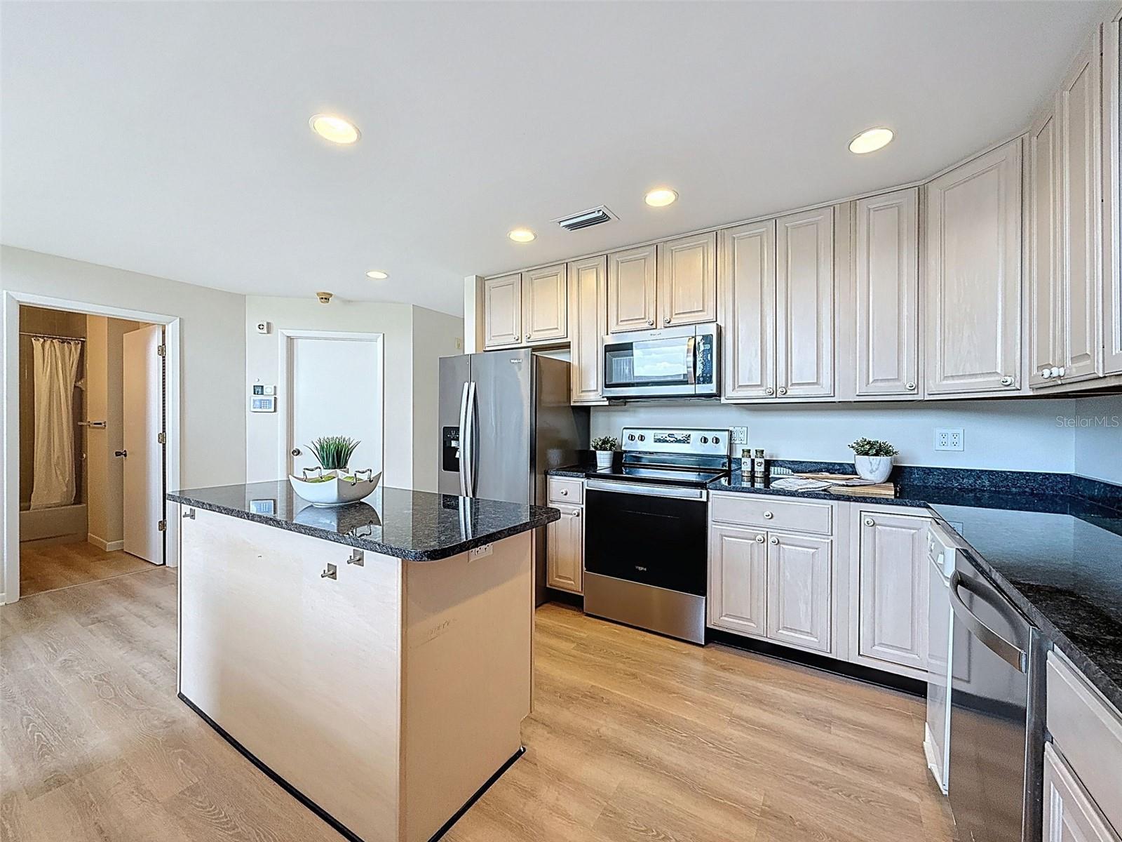 31726 SYLVIAN LN, DADE CITY, FL, 33525