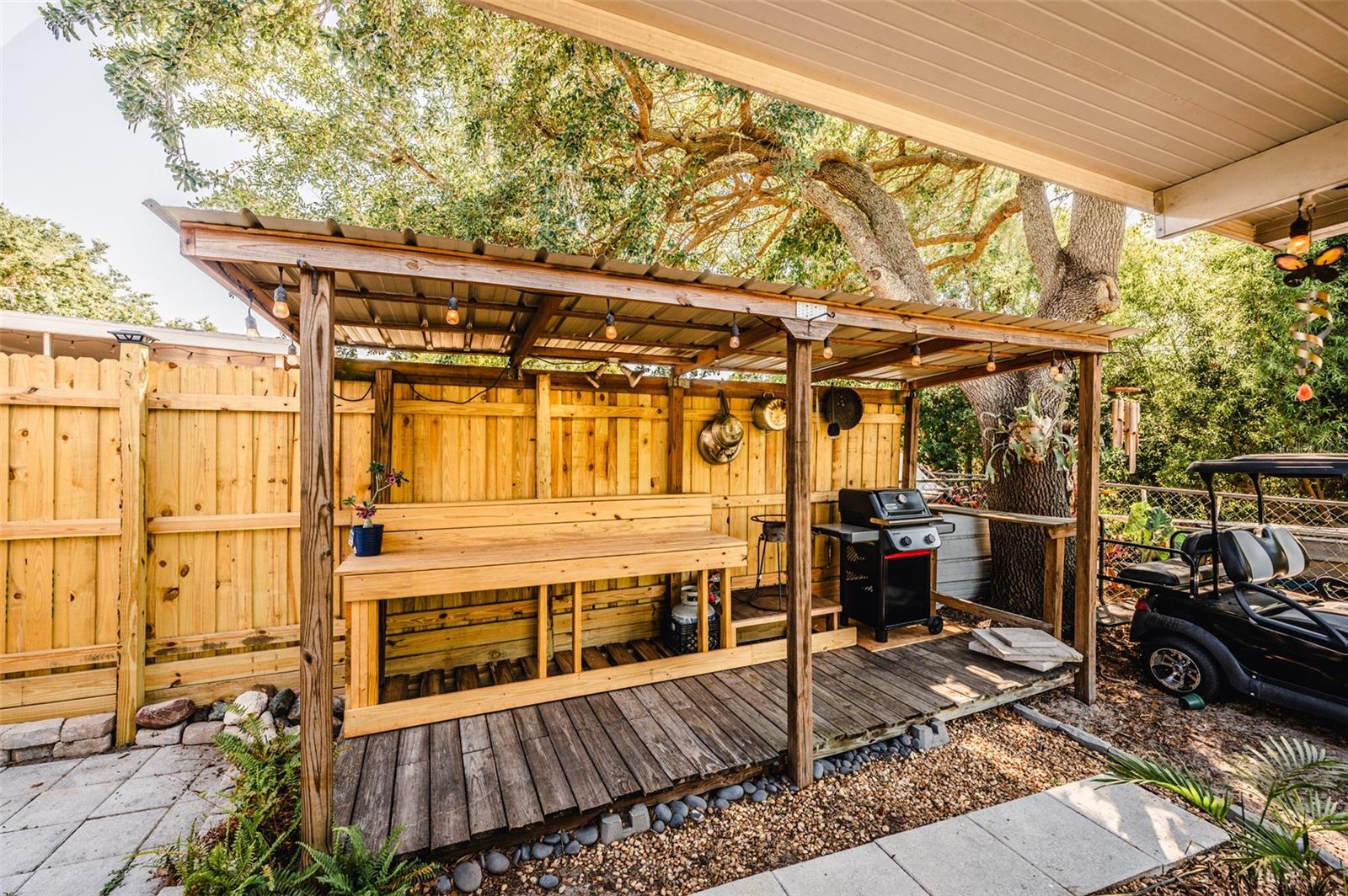 1061 LOWRY AVE, LAKELAND, FL, 33801