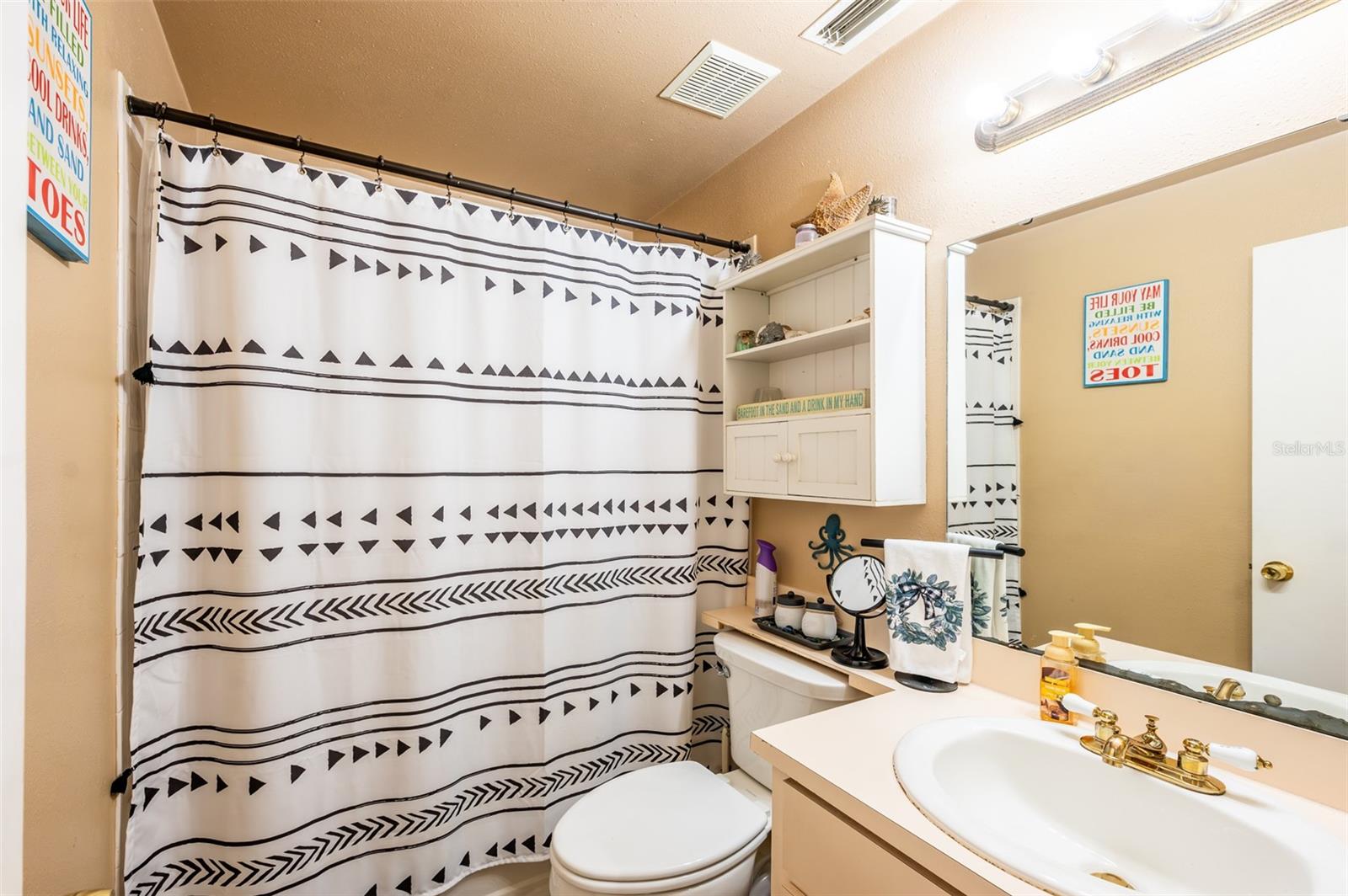 1061 LOWRY AVE, LAKELAND, FL, 33801