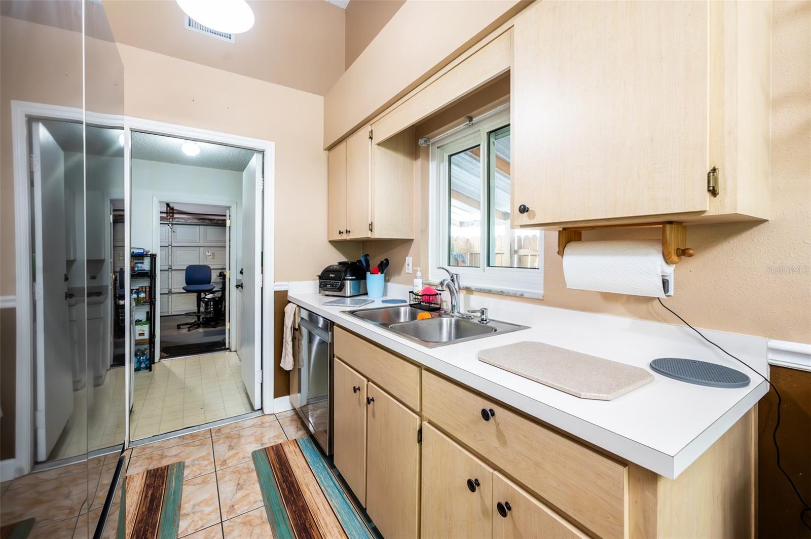 1061 LOWRY AVE, LAKELAND, FL, 33801