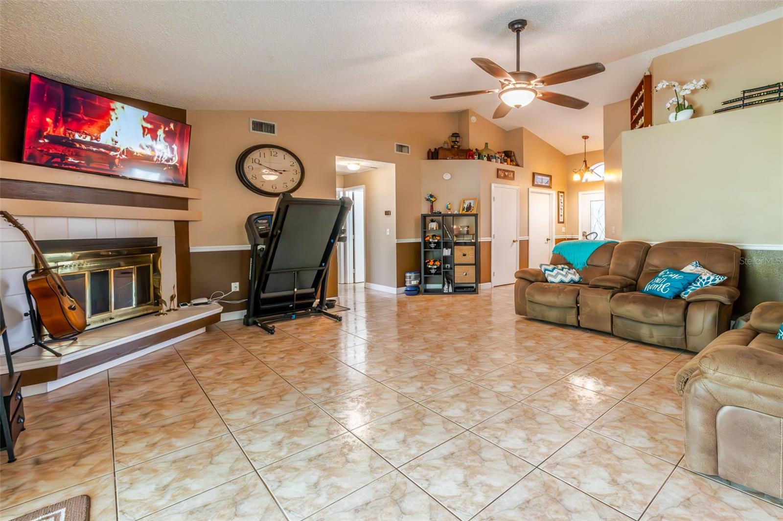 1061 LOWRY AVE, LAKELAND, FL, 33801