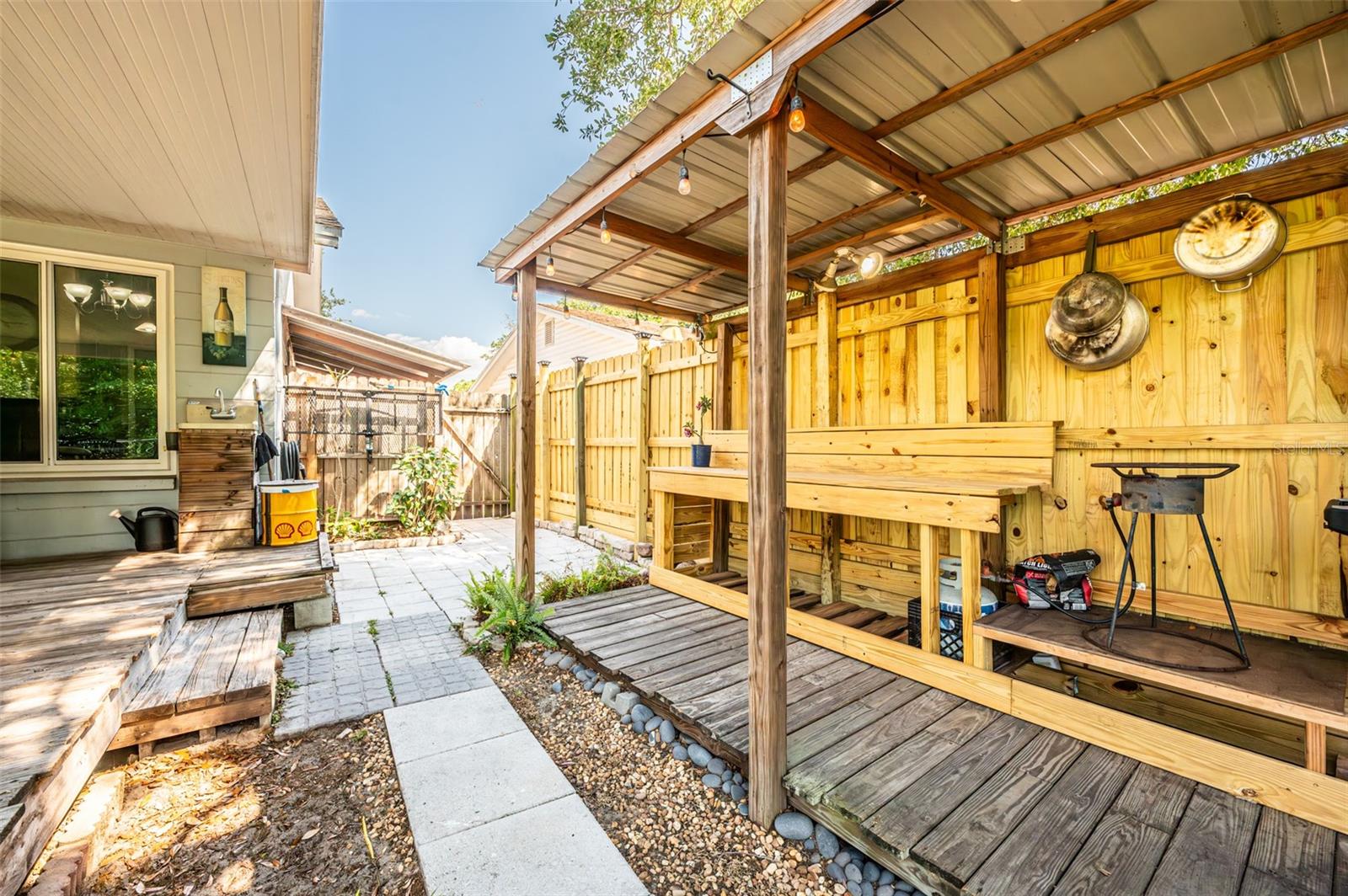 1061 LOWRY AVE, LAKELAND, FL, 33801