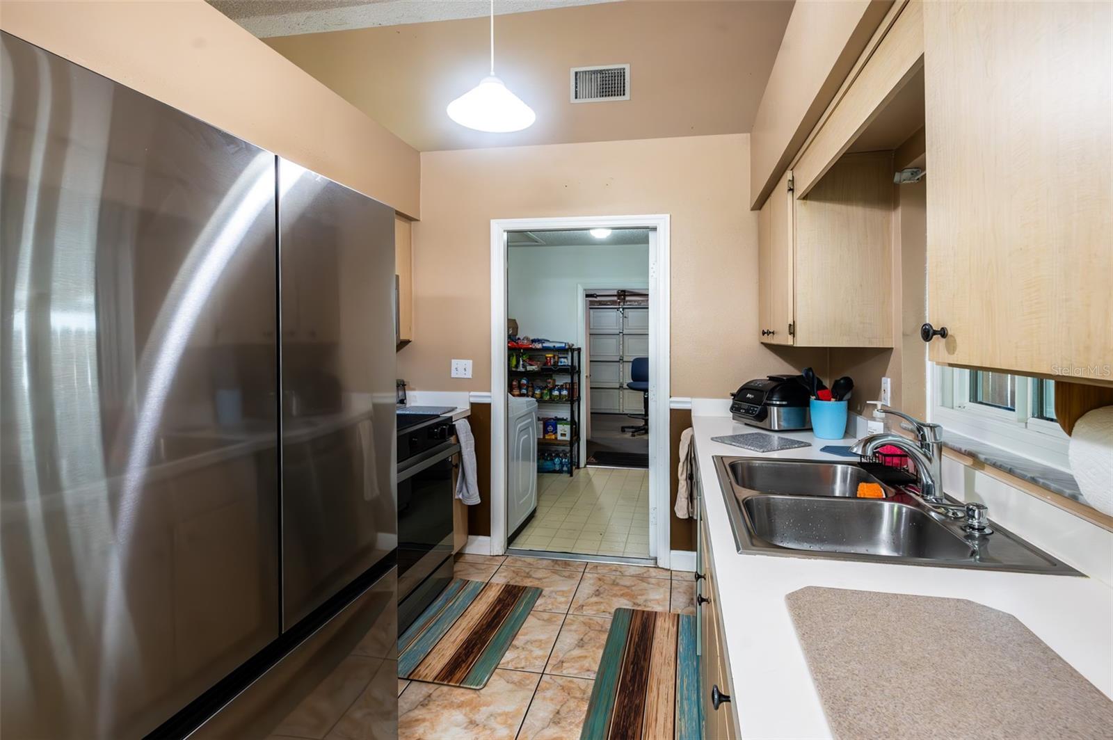 1061 LOWRY AVE, LAKELAND, FL, 33801