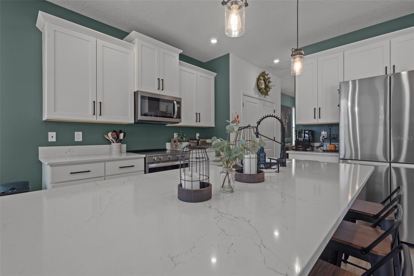 710 W RIVER HEIGHTS AVE, TAMPA, FL, 33603