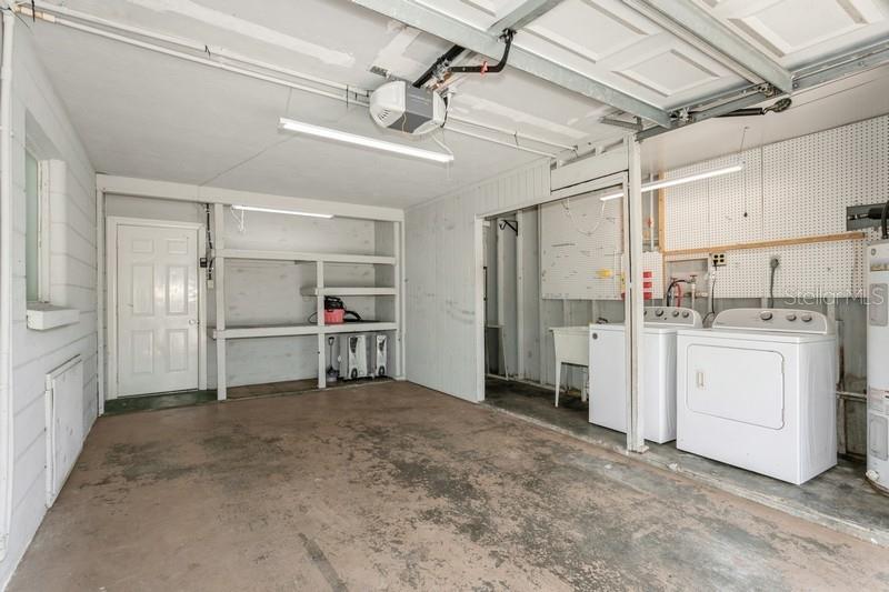 2804 W MARK DR, SARASOTA, FL, 34232