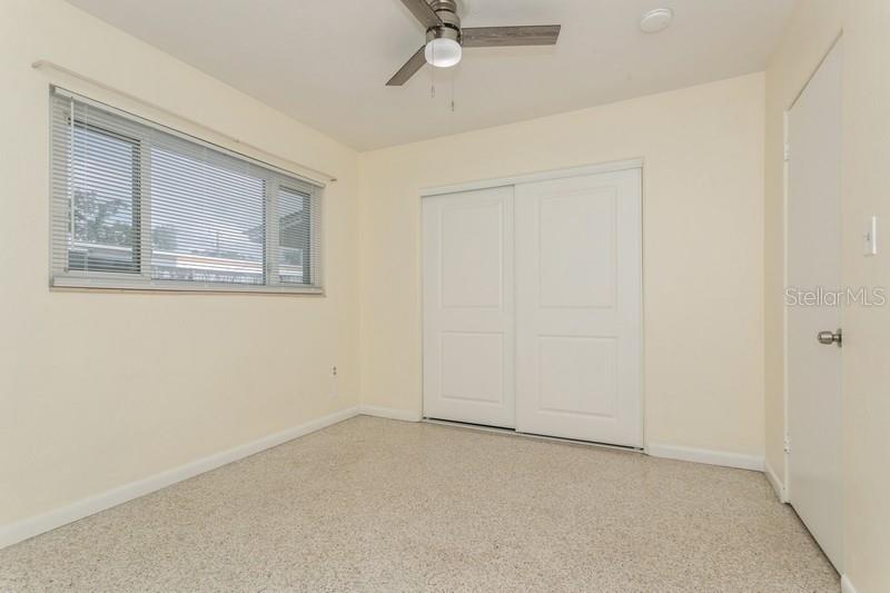 2804 W MARK DR, SARASOTA, FL, 34232