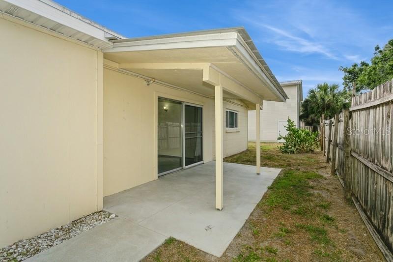 2804 W MARK DR, SARASOTA, FL, 34232