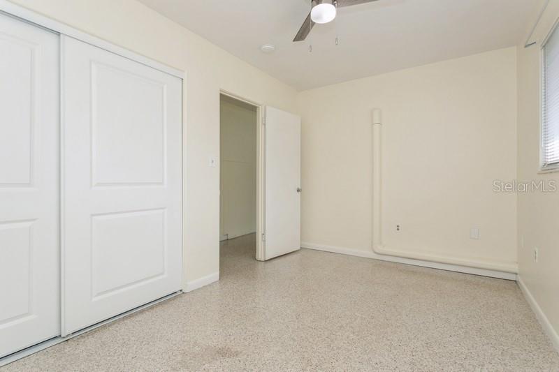 2804 W MARK DR, SARASOTA, FL, 34232