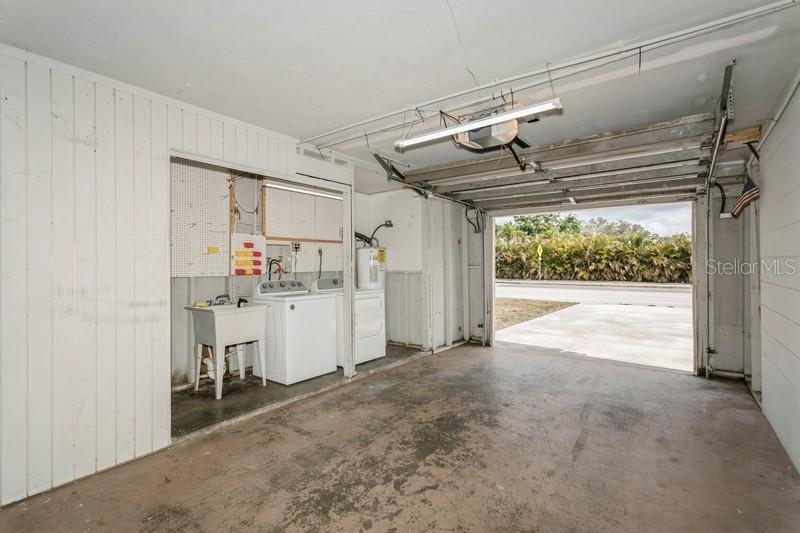 2804 W MARK DR, SARASOTA, FL, 34232