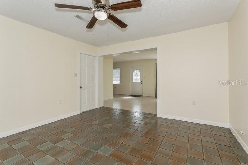 2804 W MARK DR, SARASOTA, FL, 34232