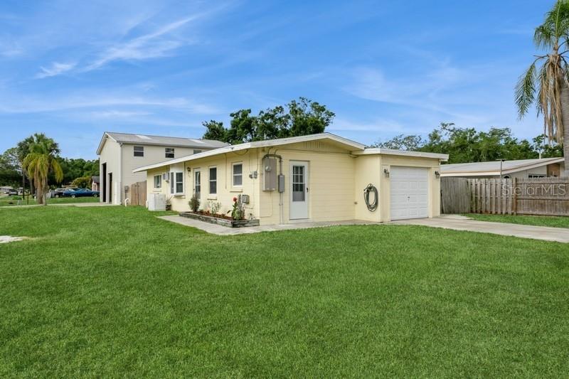 2804 W MARK DR, SARASOTA, FL, 34232