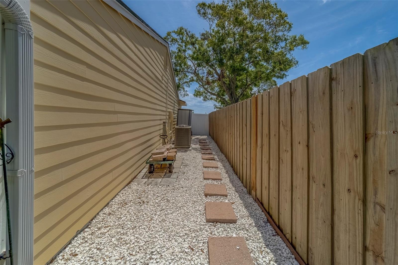 3852 BERKSHIRE CT, PALM HARBOR, FL, 34684