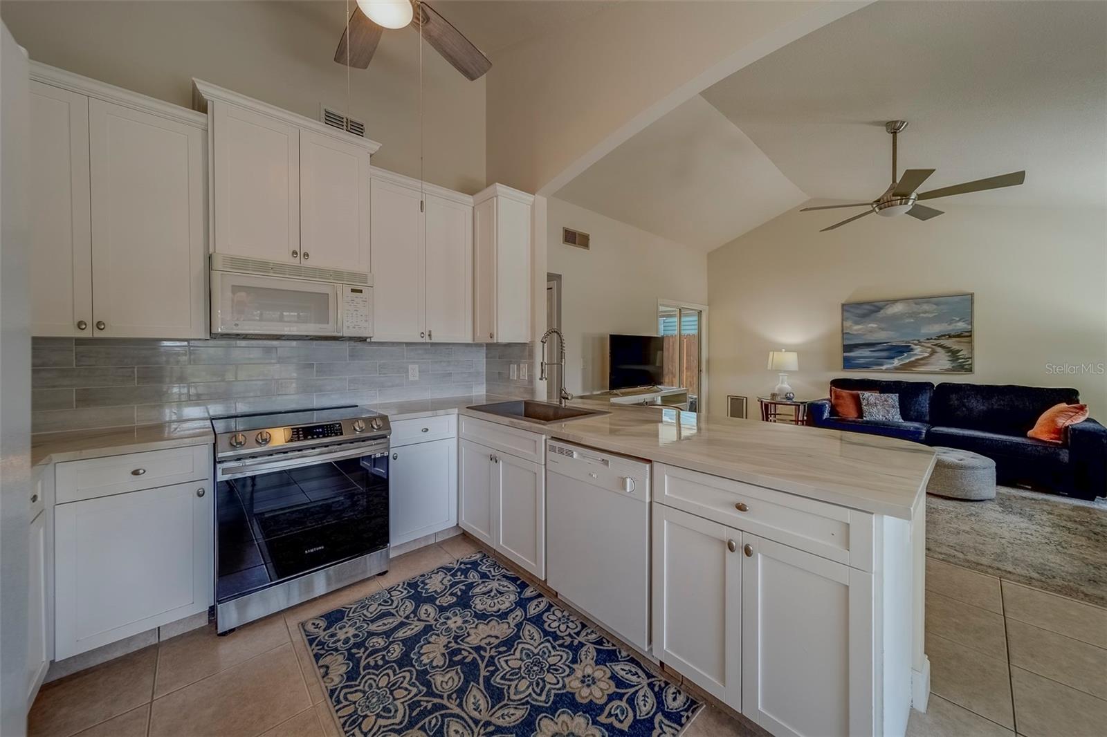 3852 BERKSHIRE CT, PALM HARBOR, FL, 34684