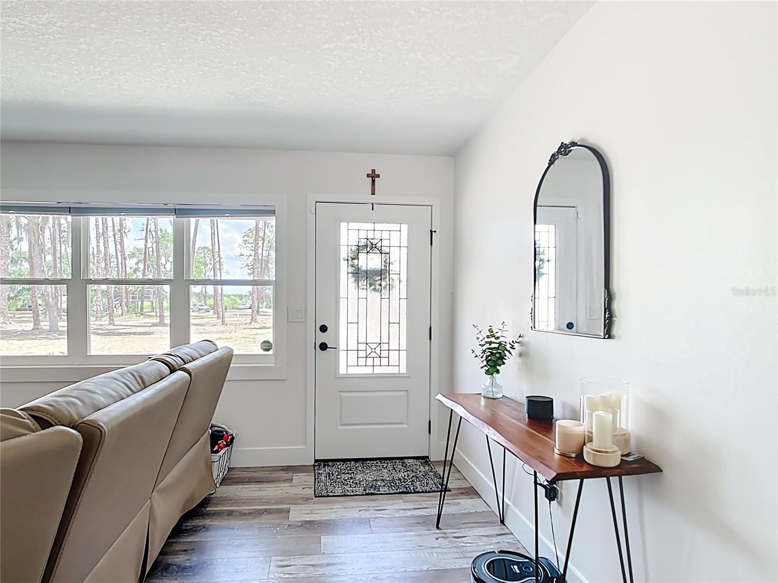 7374 CIRCLE DR, LADY LAKE, FL, 32159