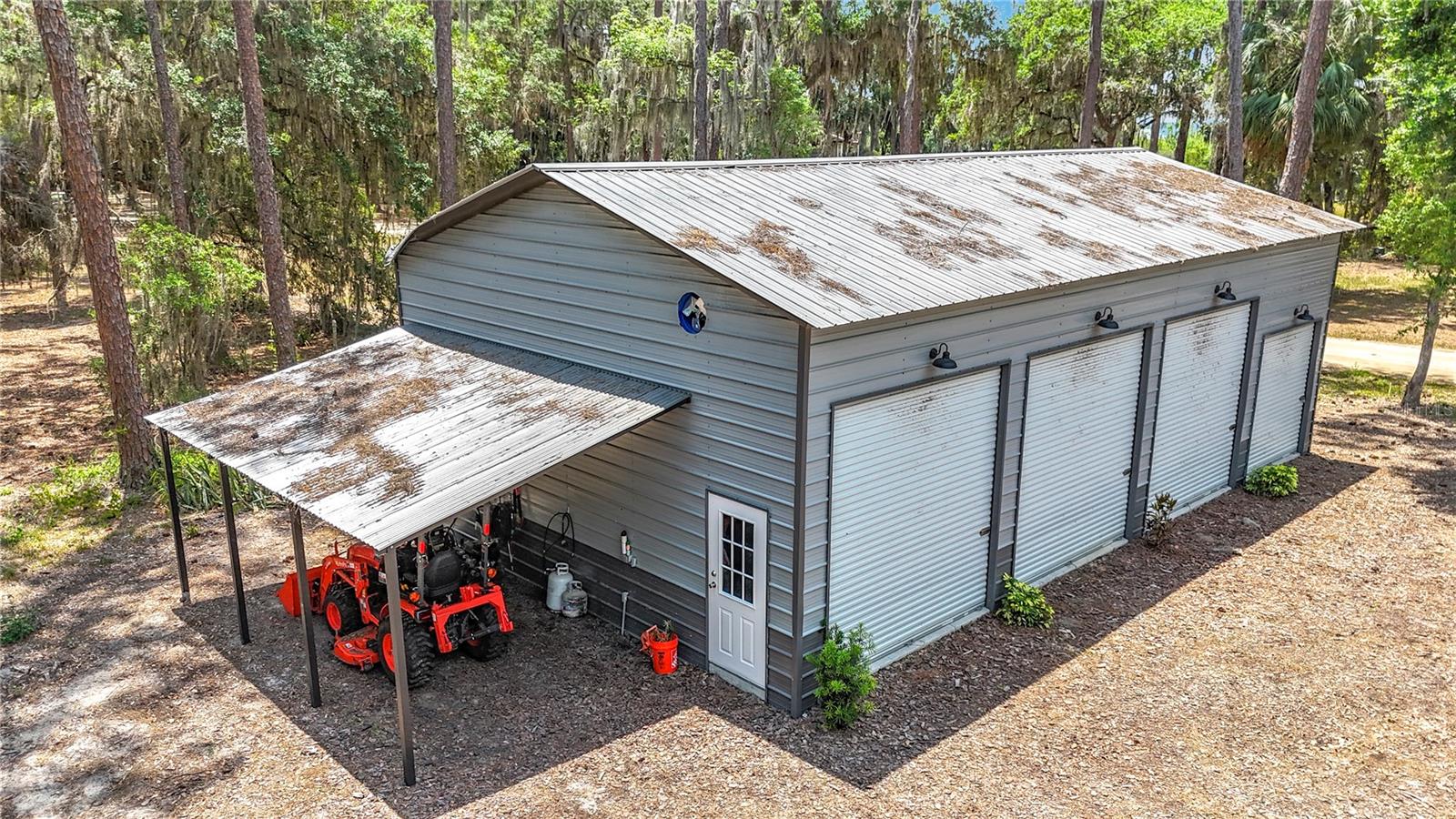 7374 CIRCLE DR, LADY LAKE, FL, 32159